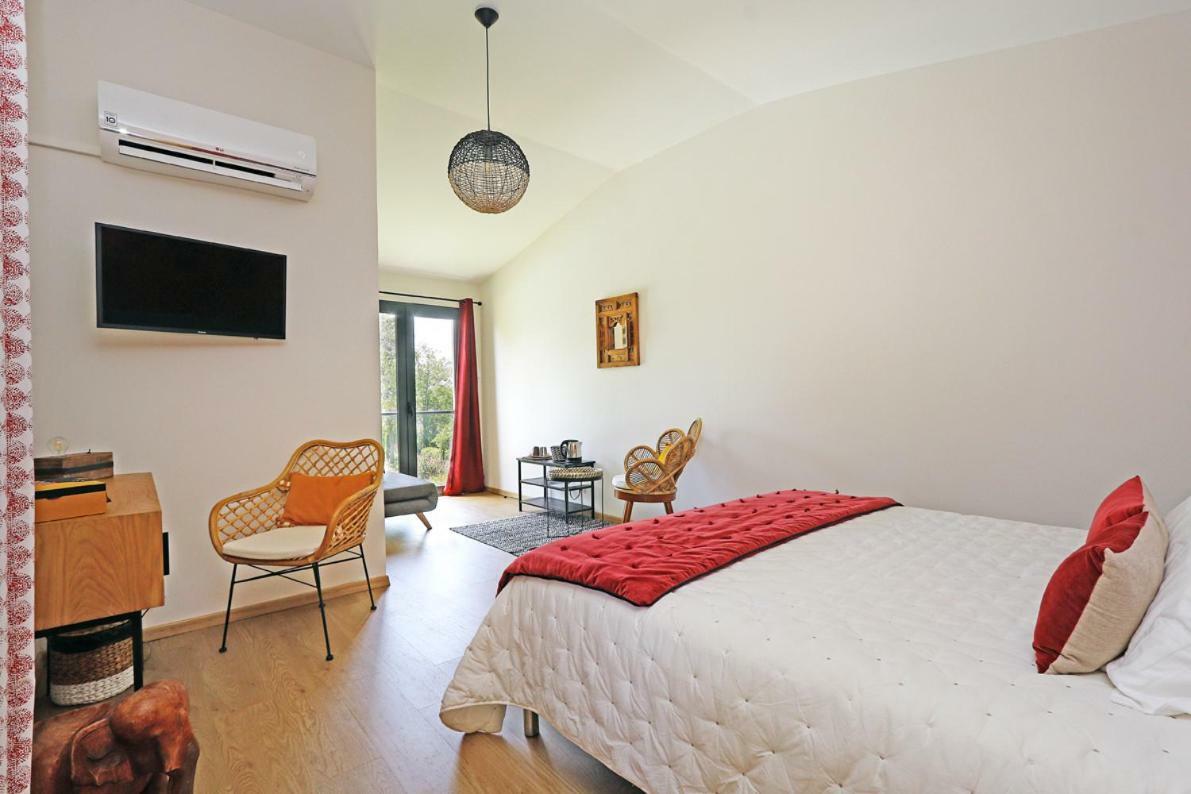 L Esprit Du Clain Chambres D Hotes Bandb De Standing Proches Du Futuroscope Golf Et Lac De St Cyr Naintre 外观 照片